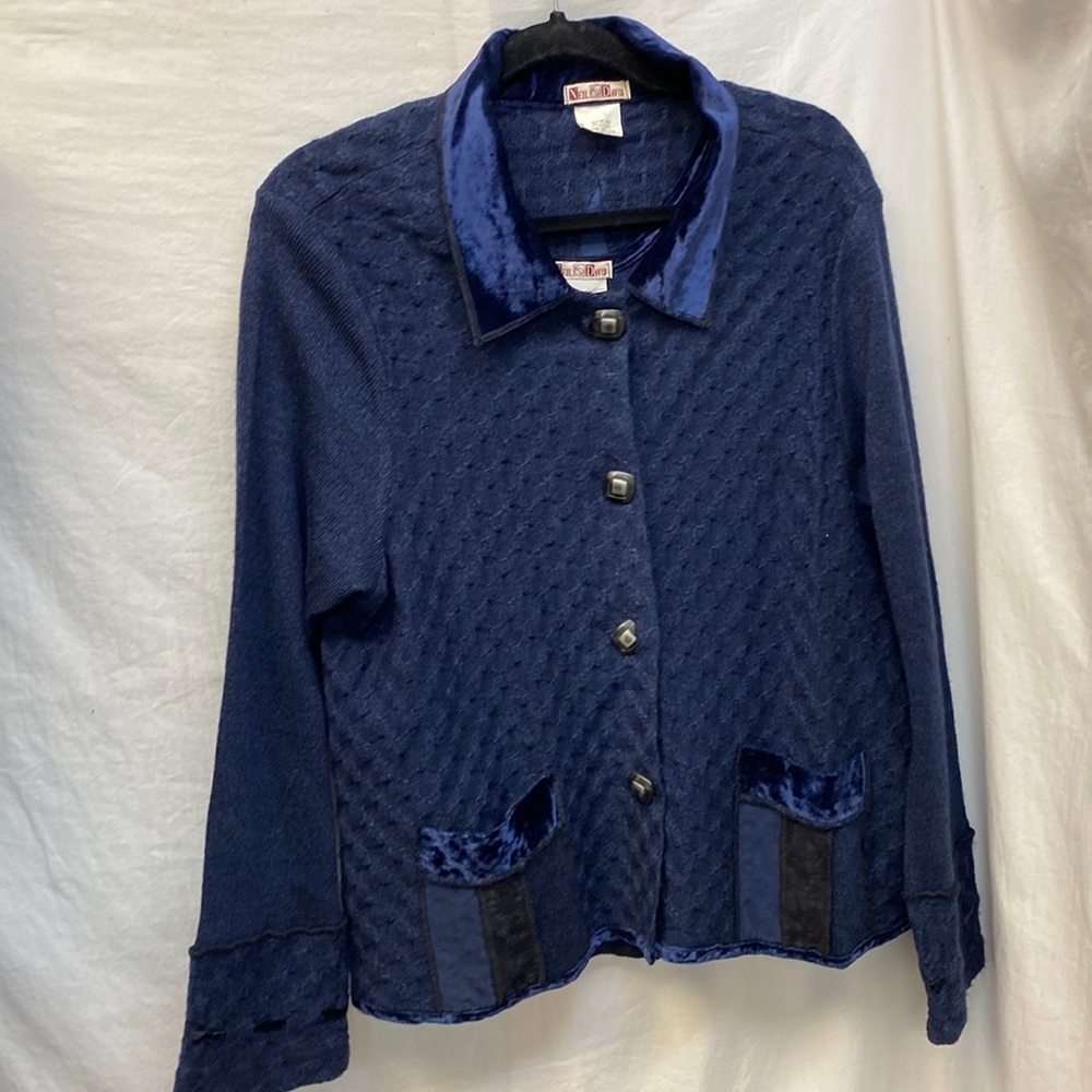 Neil & David 4 Piece Set (size Medium except the Skirt is a Large)